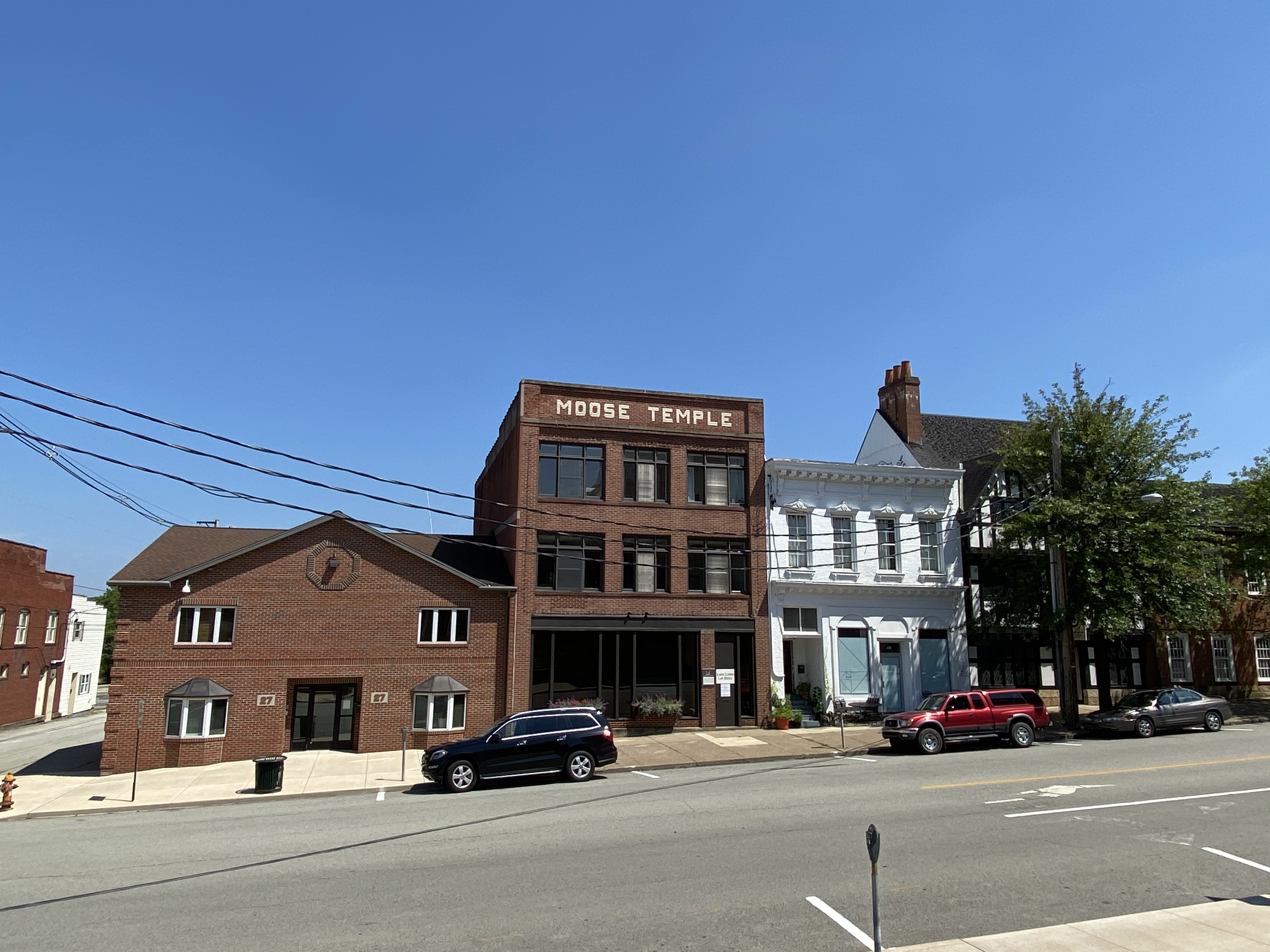 6th street buildings