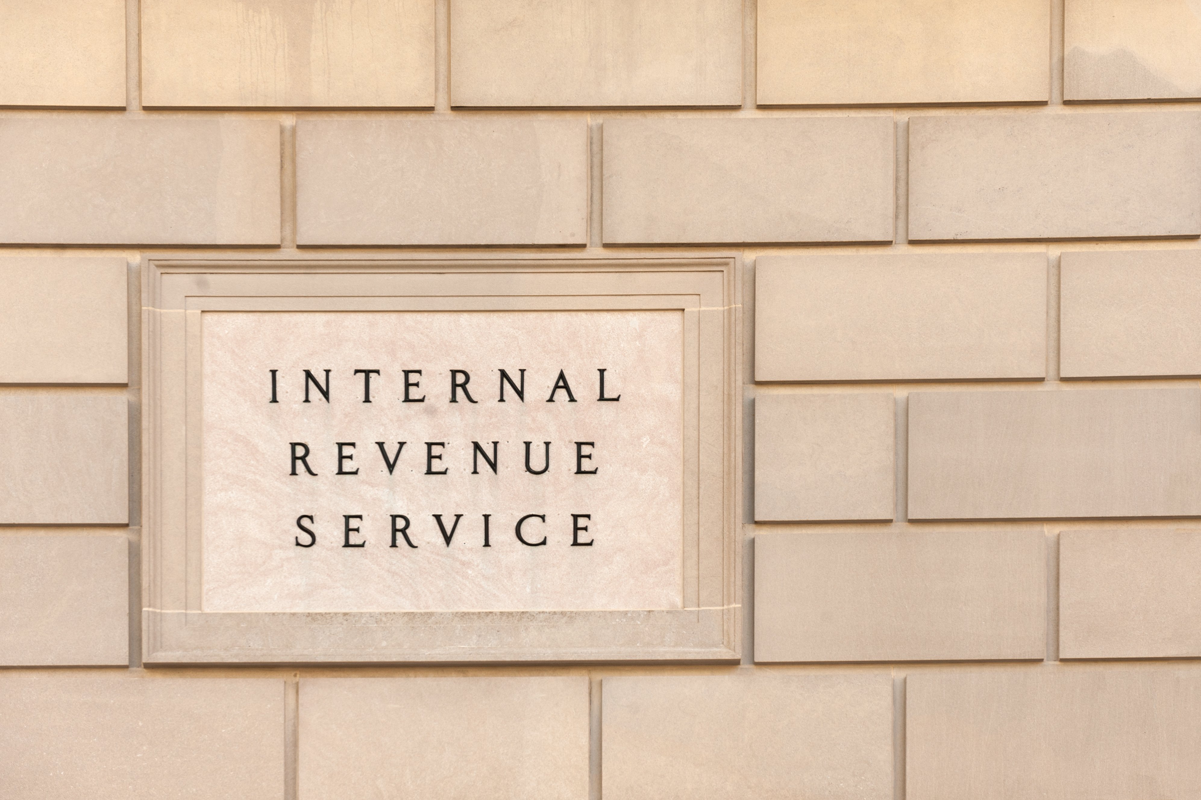 IRS Announces HSA, FSA, HDHP Contribution and OOP Limits for 2022